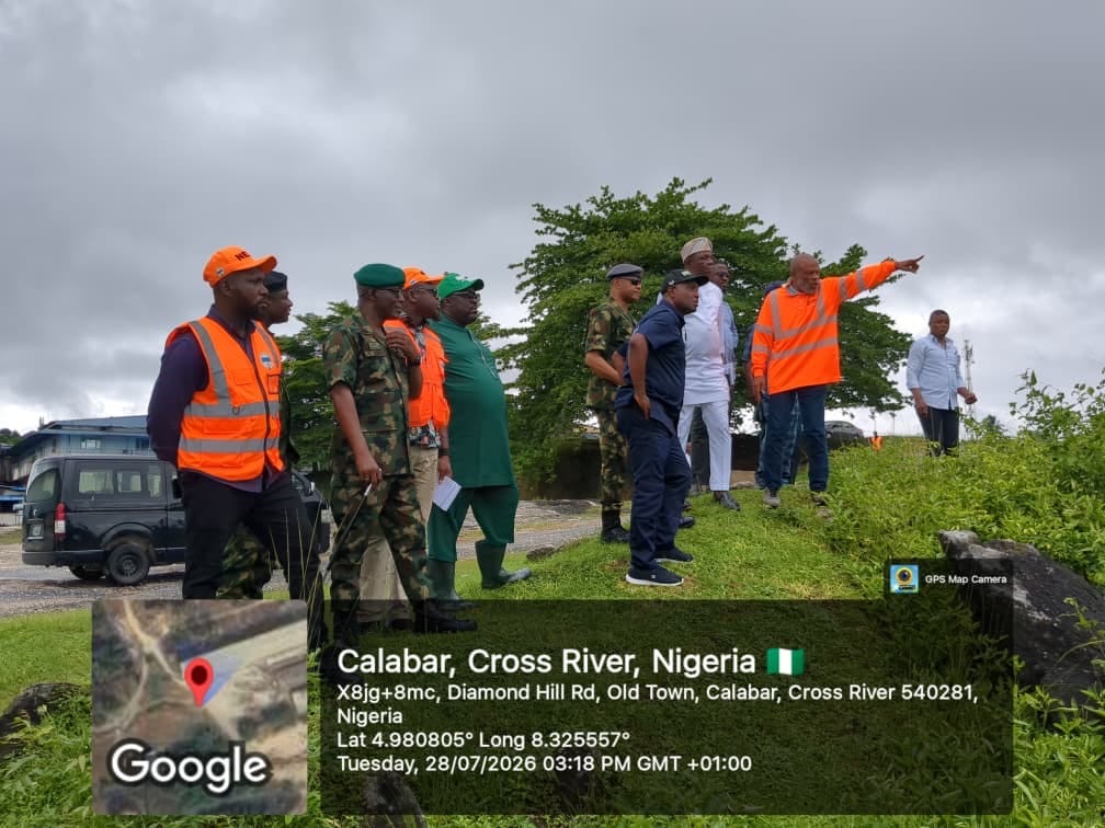 NEMA, CR-SEMA Assess Landslide Site Along Marina Road in Calabar