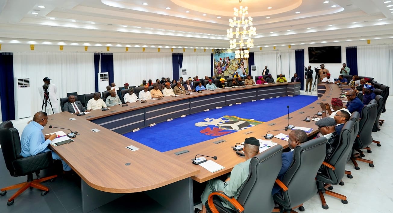 Gov. Otu Reshuffles Cabinet to Boost Service Delivery, Inaugurates Two Commissioners